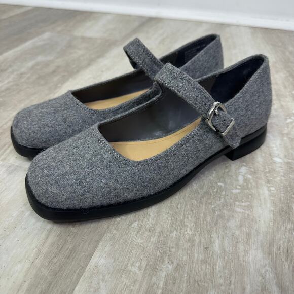 Steve Madden Delancy Women's Mary Jane Flats Size 8.5 Gray Flannel - Picture 1 of 4
